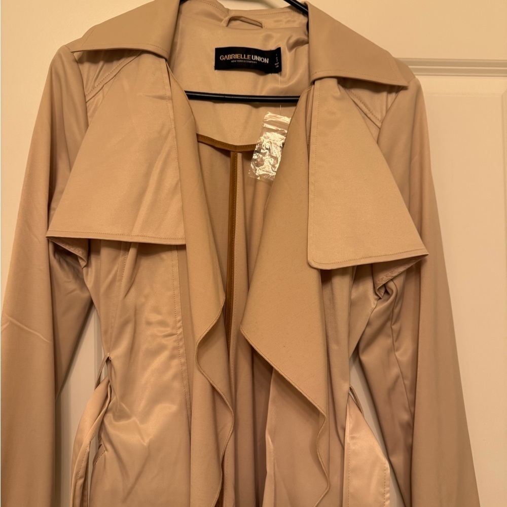Women's Tan Trench Coat - Picture 9 of 10